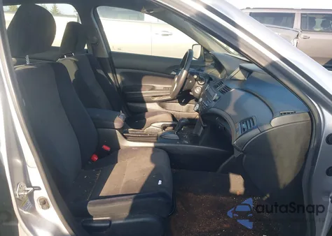 2010 Honda Accord 2.4 Lx из США, поврежденный, VIN 1HGCP2F37AA036917